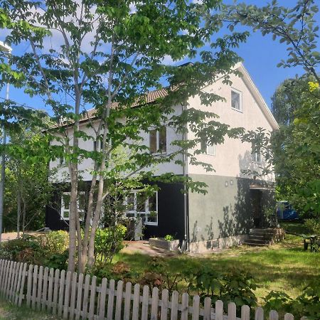 Liten Laegenhet 2 + 2 Pers Fagelfors ภายนอก รูปภาพ